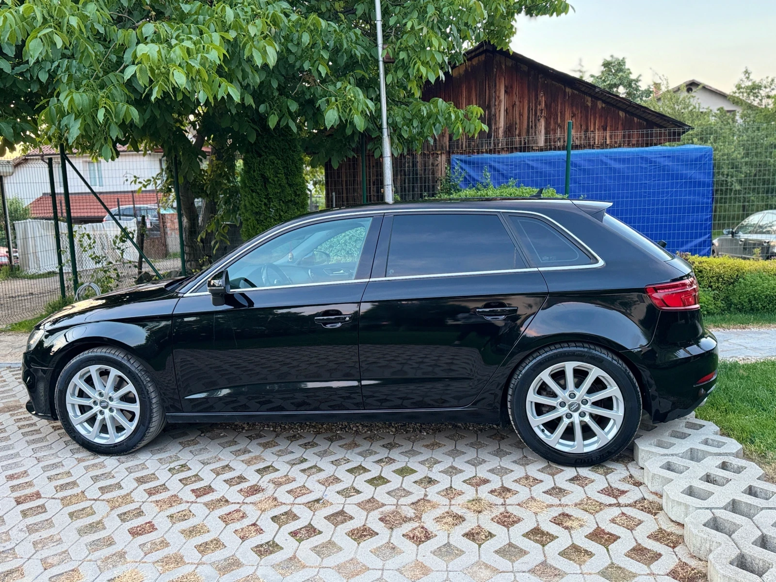 Audi A3 Sportback , снимка 11 - Автомобили и джипове - 55077622