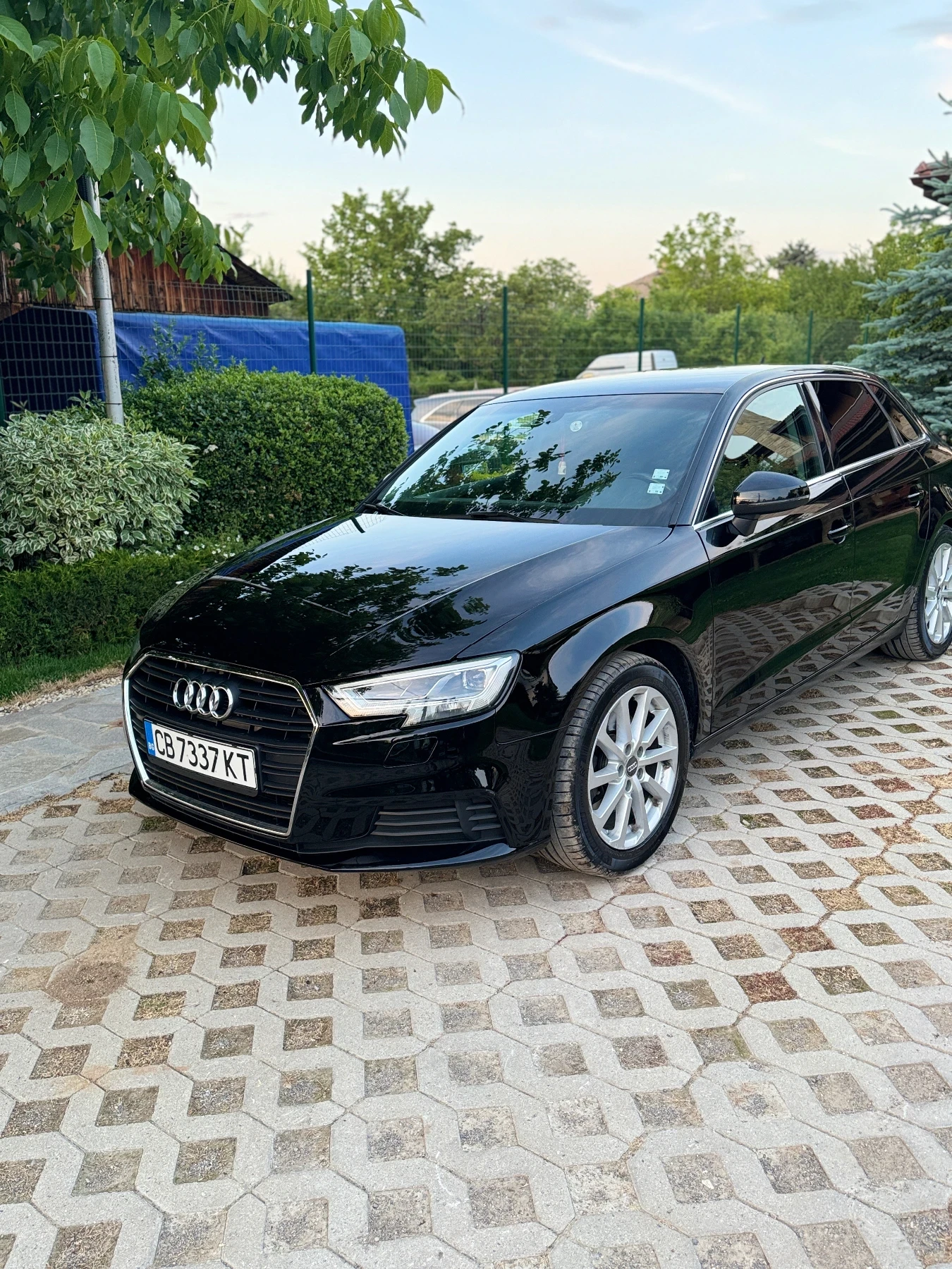 Audi A3 Sportback , снимка 2 - Автомобили и джипове - 55077622