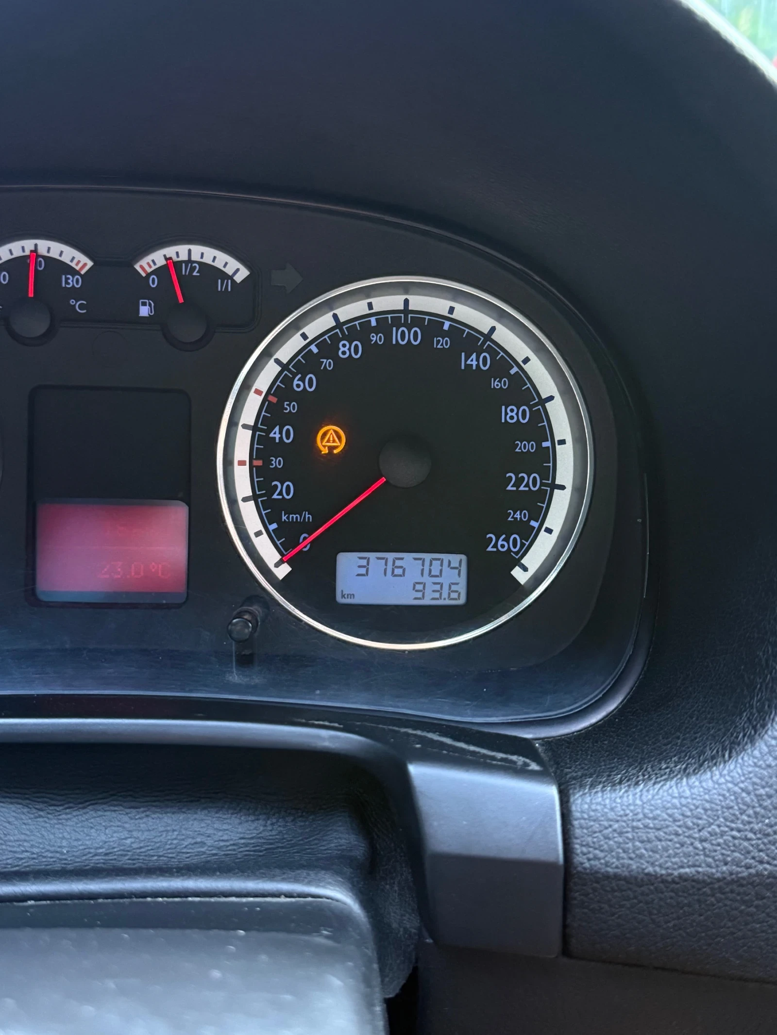 VW Bora Колата е със софтуер турбо и дюзи, снимка 11 - Автомобили и джипове - 55479876