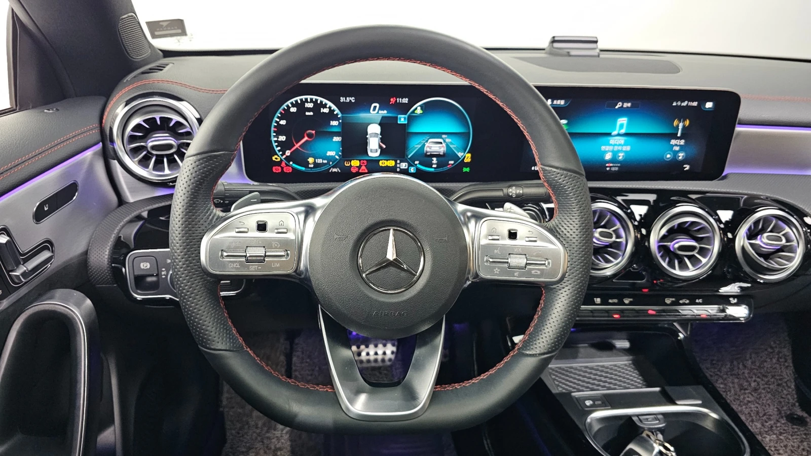 Mercedes-Benz CLA 250 4MATIC, снимка 10 - Автомобили и джипове - 55542398