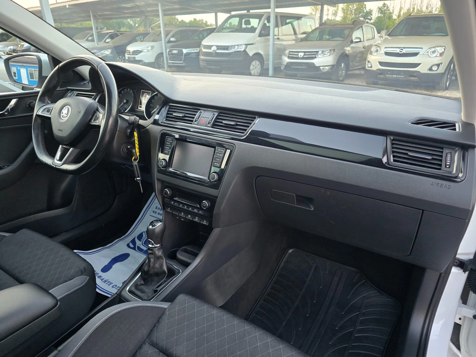 Skoda Rapid 1.4 TDI Spaceback SCOUT LINE !! НАВИ!! ЕВРО 6  !! , снимка 9 - Автомобили и джипове - 55767576