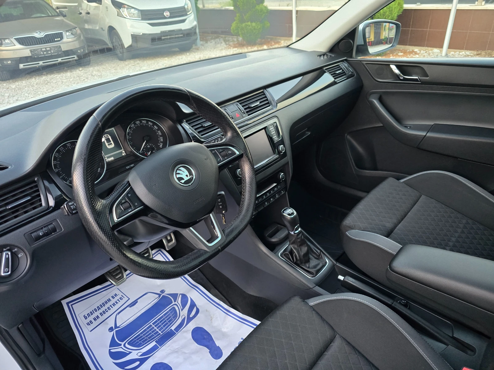 Skoda Rapid 1.4 TDI Spaceback SCOUT LINE !! НАВИ!! ЕВРО 6  !! , снимка 12 - Автомобили и джипове - 55767576