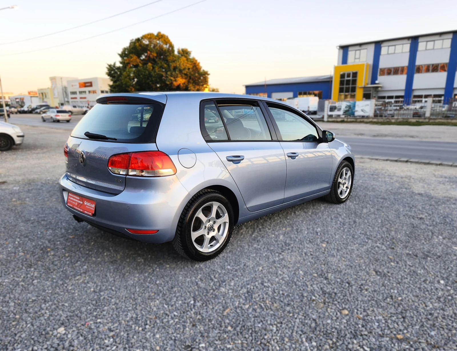VW Golf 2.0TDI - EURO5 - ANDROID - AppleCar Play , снимка 4 - Автомобили и джипове - 56215152