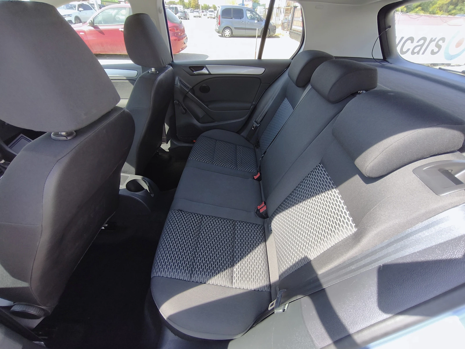 VW Golf 2.0TDI - EURO5 - ANDROID - AppleCar Play , снимка 13 - Автомобили и джипове - 56215152