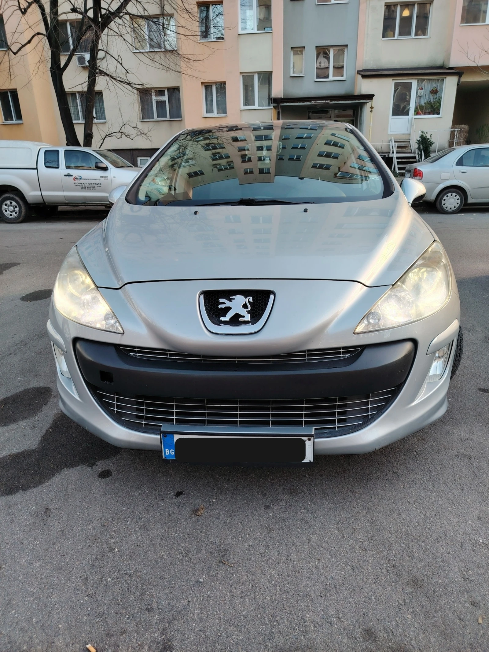 Peugeot 308 1.6 Hdi, снимка 13 - Автомобили и джипове - 56345702