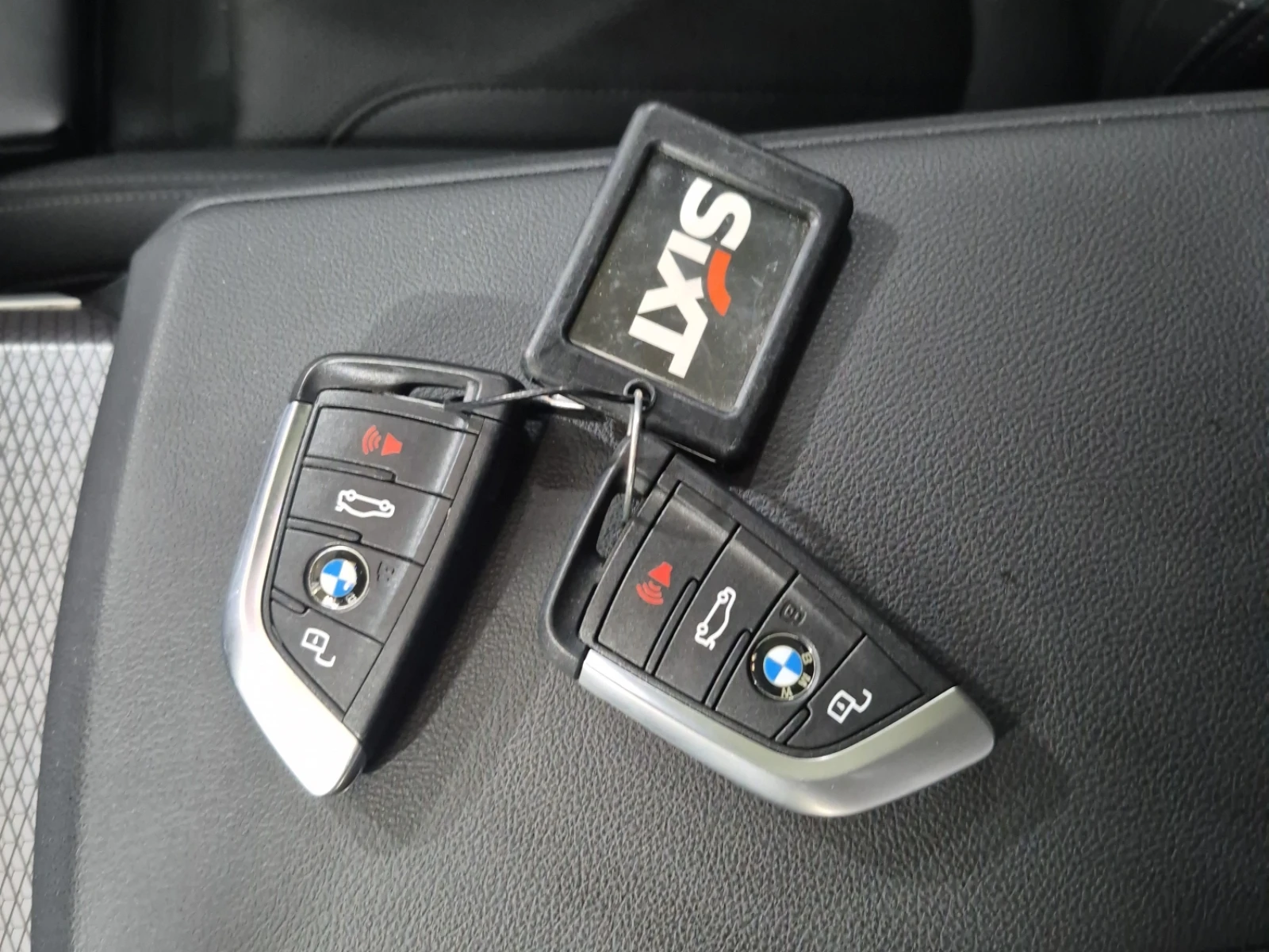 BMW 330 i Xdrive, снимка 11 - Автомобили и джипове - 56504004
