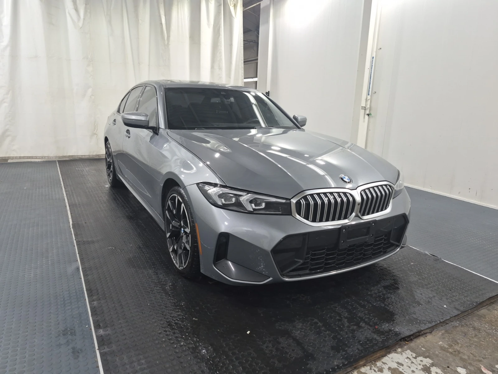 BMW 330 i Xdrive, снимка 2 - Автомобили и джипове - 56504004