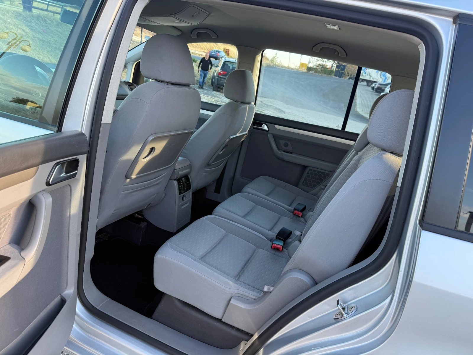 VW Touran 1.9TDi-105��-FACELIFT | Mobile.bg � ����������� 14