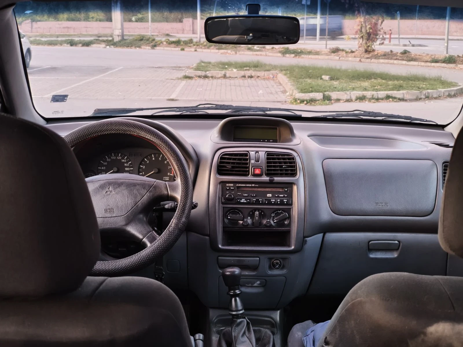 Mitsubishi Space star, снимка 5 - Автомобили и джипове - 56584297