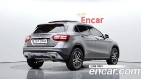 Mercedes-Benz GLA 220, снимка 2