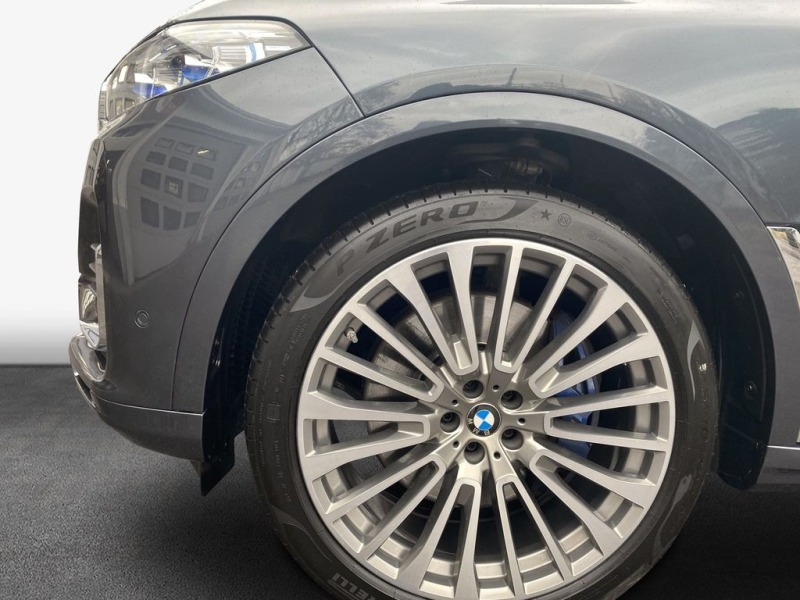 BMW X7 40i/ xDrive/ PURE EXCELLENCE/ H&K/ PANO/ HEAD UP/ , снимка 4 - Автомобили и джипове - 44399431
