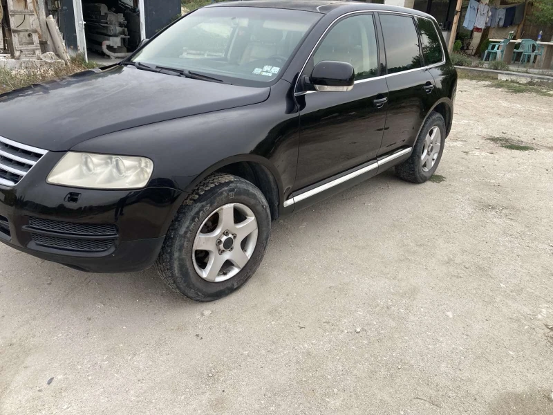 VW Touareg, снимка 3 - Автомобили и джипове - 49485543