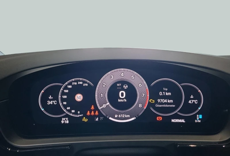 Porsche Cayenne DISTR* PANORAMA* 360 CAM* MATRIX* KEYLESS* CARPLAY, снимка 10 - Автомобили и джипове - 51770081