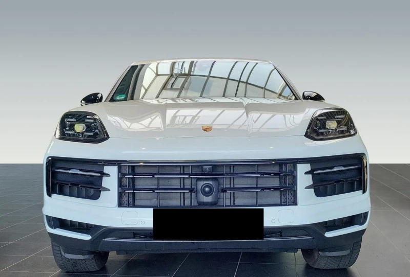 Porsche Cayenne DISTR* PANORAMA* 360 CAM* MATRIX* KEYLESS* CARPLAY, снимка 2 - Автомобили и джипове - 51770081