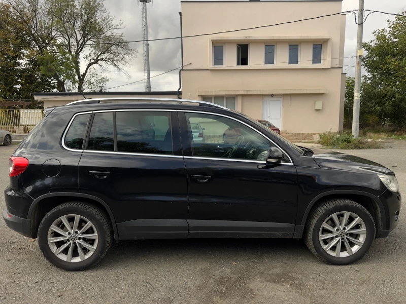 VW Tiguan, снимка 3 - Автомобили и джипове - 52513266