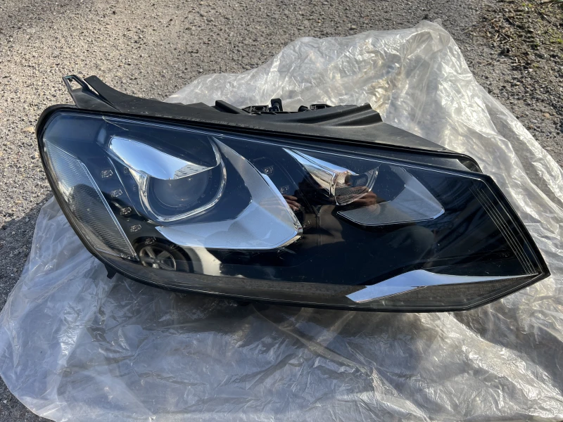 VW Touareg 7P, снимка 8 - Автомобили и джипове - 52568843