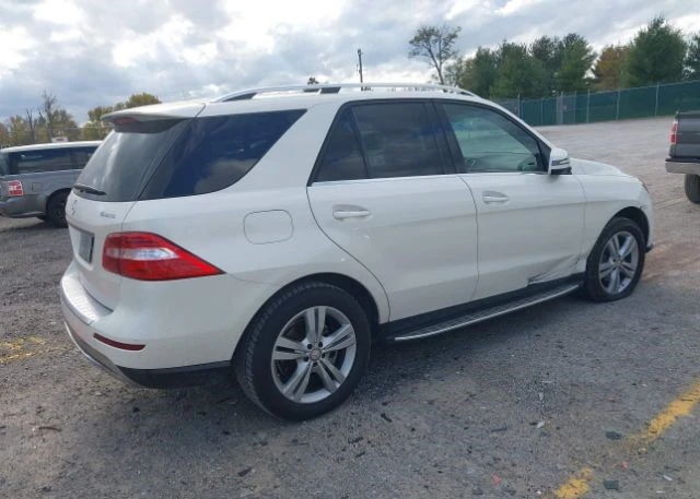 Mercedes-Benz ML 350 М.точка* затъмнени стъкла* keyless* подгрев* , снимка 4 - Автомобили и джипове - 48458643