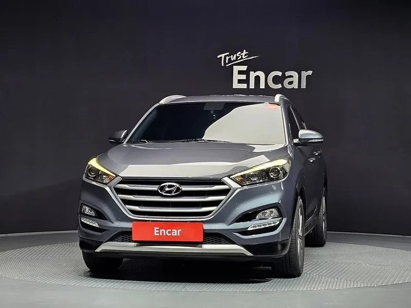 Hyundai Tucson 2.0 - САМО 30% АВАНС, снимка 3 - Автомобили и джипове - 56065825