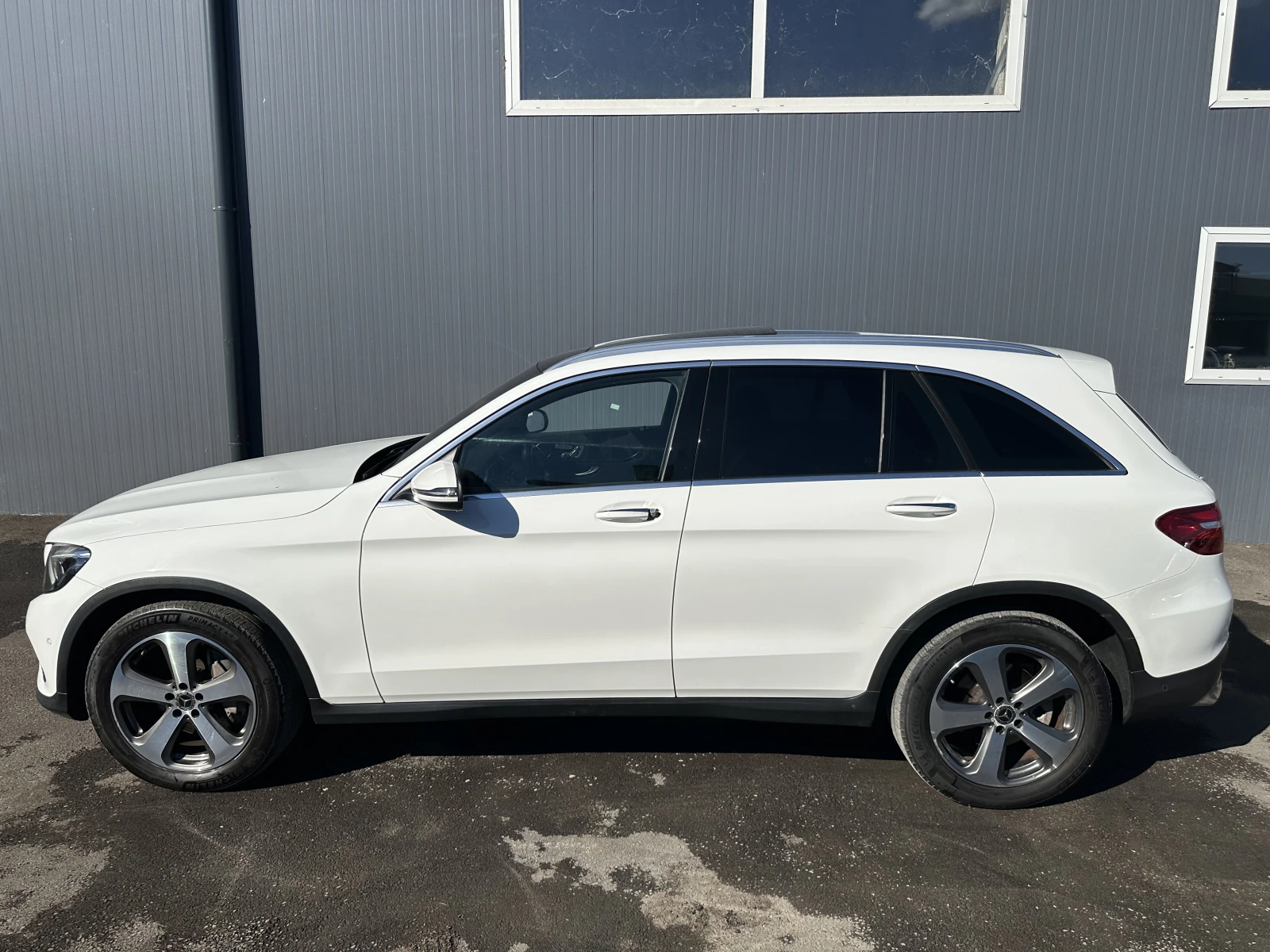 Mercedes-Benz GLC 220 GLC 220 4MATIC/ТОП СЪСТОЯНИЕ/ПЪЛНА ОПЦИЯ/2018/БЯЛ/ - [1] 