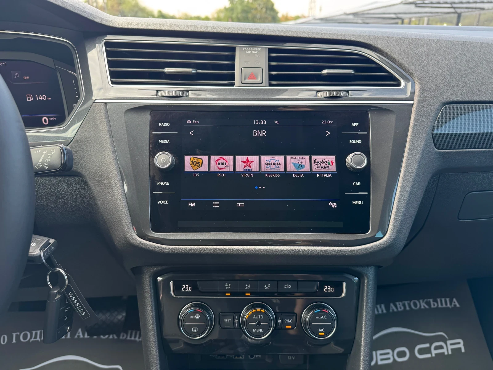 VW Tiguan 2.OD-R LINE-FULL LED-DISTRONIC-LANE ASIS-DIGITAL | Mobile.bg   11