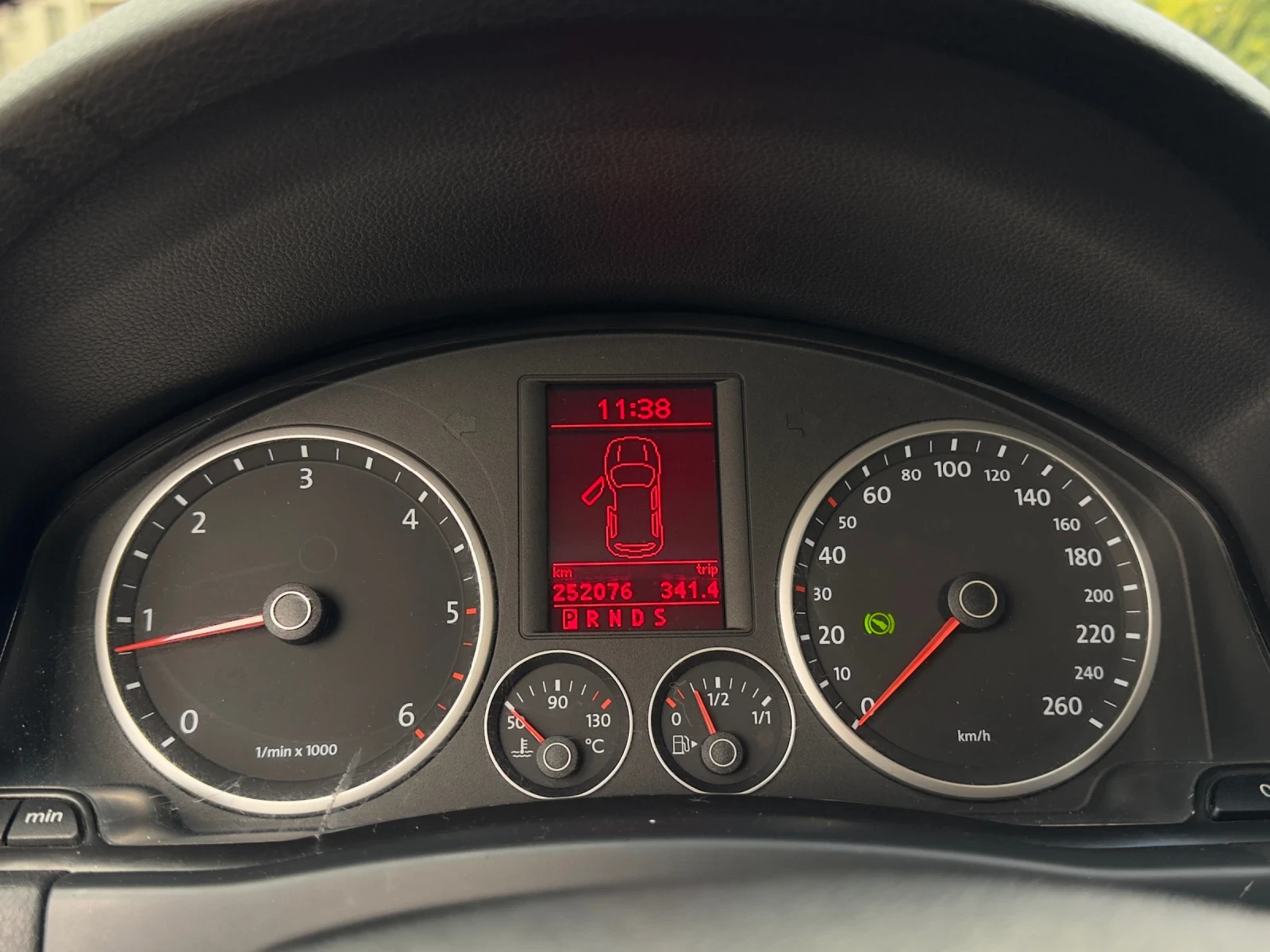 VW Tiguan  - изображение 6