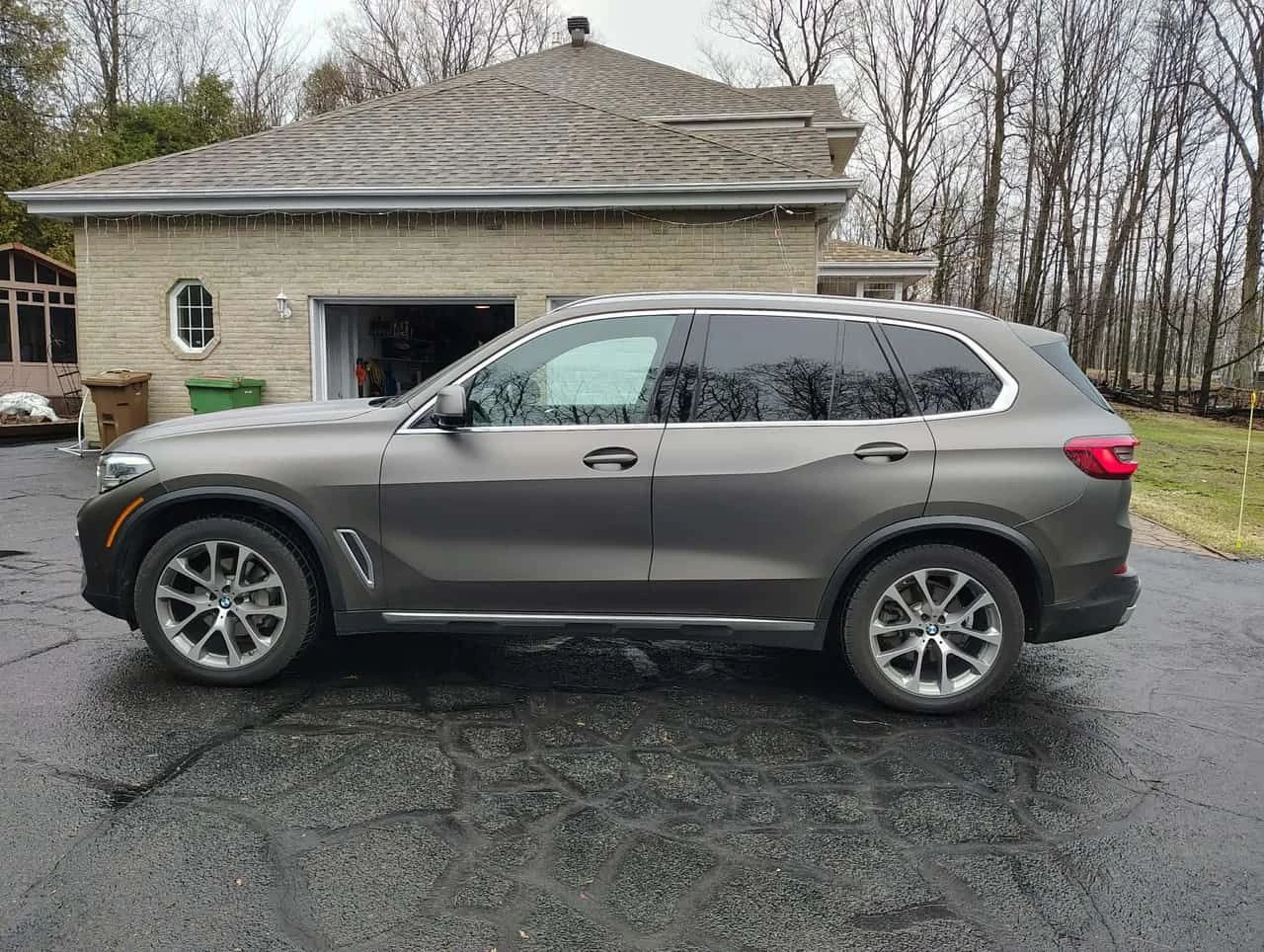 BMW X5 * XDRIVE40I * 2 КЛЮЧА* PANO* ПОДГРЕВИ* KEYLESS* CA, снимка 2 - Автомобили и джипове - 54230468