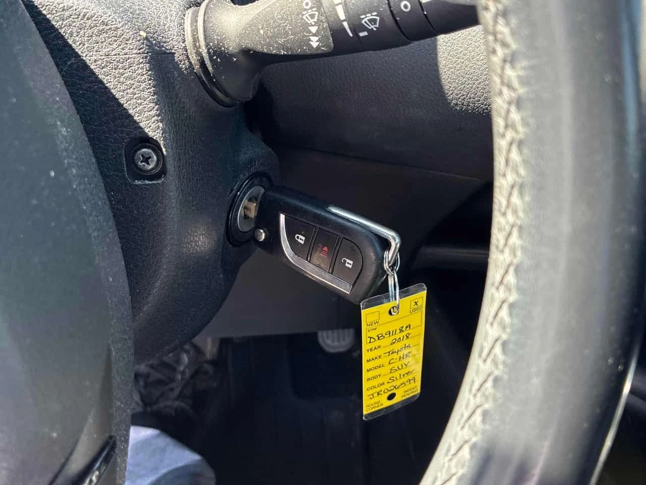 Toyota C-HR * XLE * CARFAX * ПОДРЕВИ * KEYLESS * АВТОКРЕДИТ, снимка 15 - Автомобили и джипове - 54775583