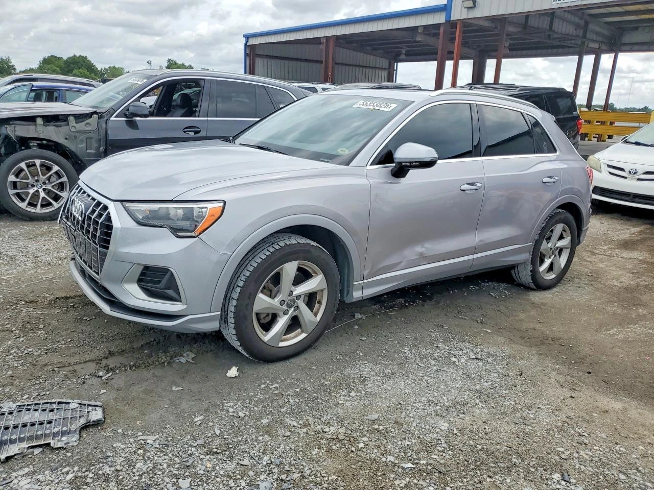 Audi Q3 2.0TFSI QUATTRO| ПАНО| ПОДГРЕВ| KEYLESS