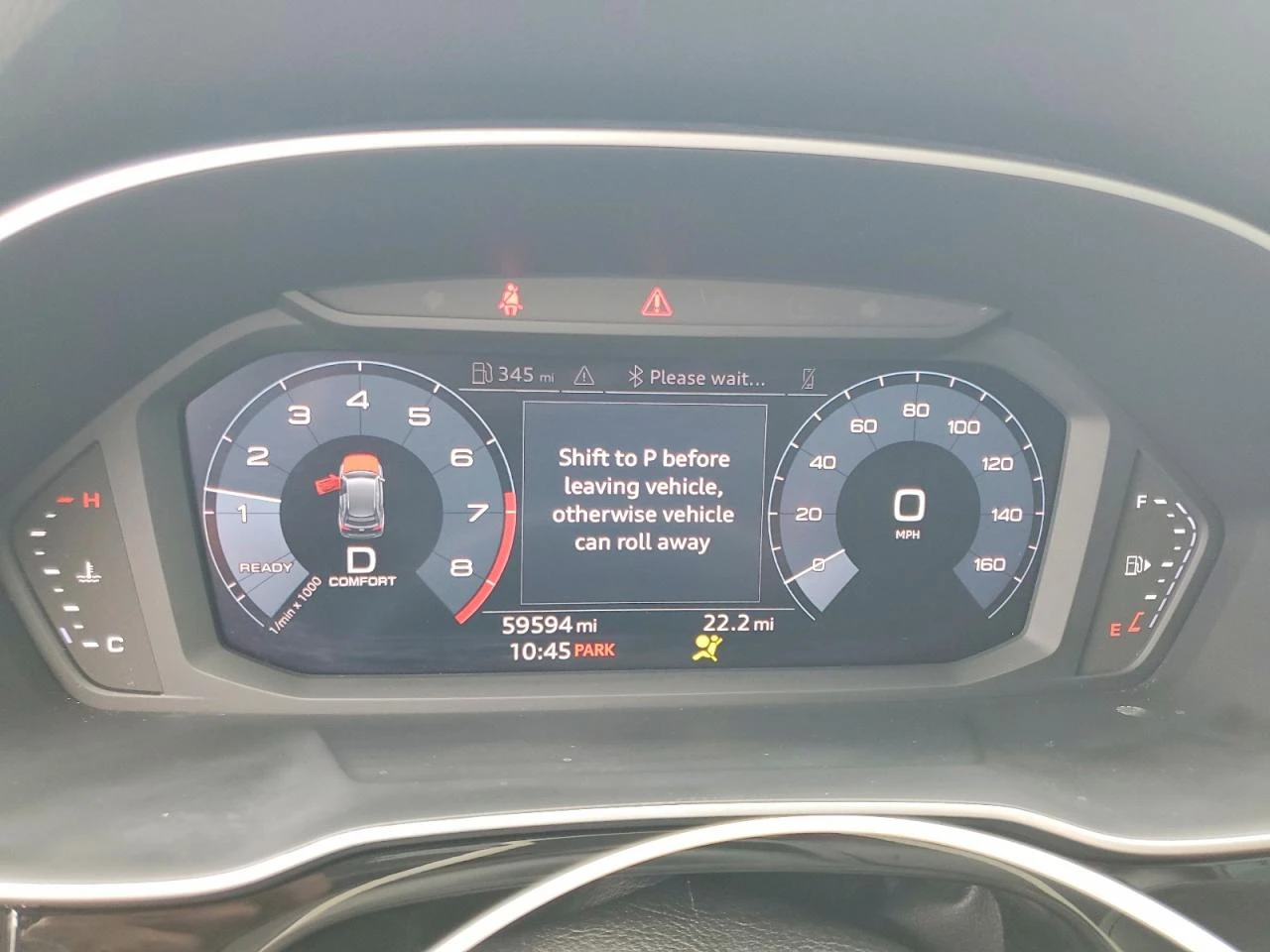 Audi Q3 2.0TFSI QUATTRO| ПАНО| ПОДГРЕВ| KEYLESS, снимка 9 - Автомобили и джипове - 54885887