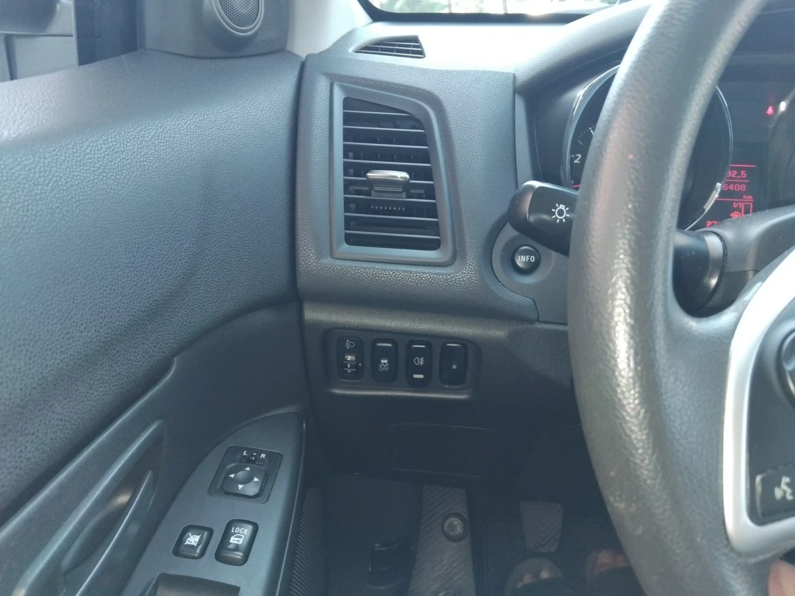 Mitsubishi ASX, снимка 5 - Автомобили и джипове - 55513402