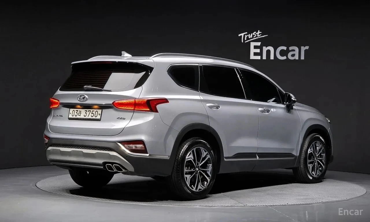 Hyundai Santa fe * Diesel 2.2 2WD * ЦЕНА ДО БГ, снимка 2 - Автомобили и джипове - 55887958