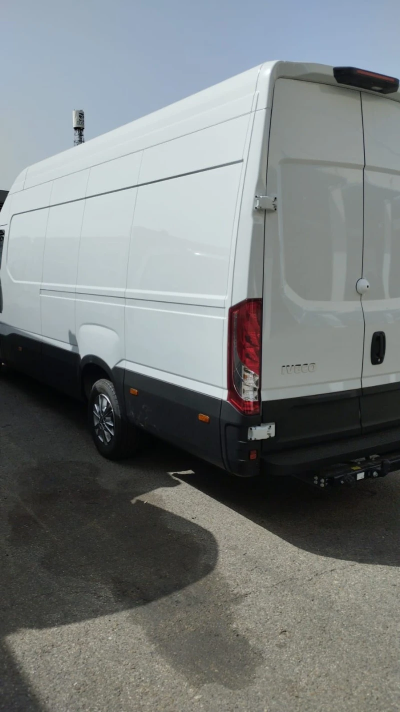 Iveco Daily, снимка 2 - Бусове и автобуси - 47560451