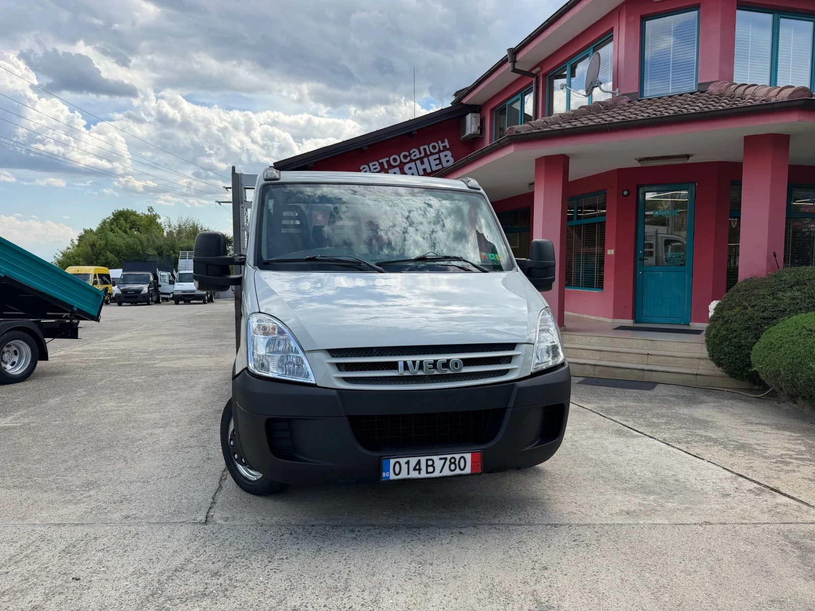 Iveco Daily 3.0HPI* 35C18* 4.00 метра каросерия, снимка 2 - Бусове и автобуси - 55207150