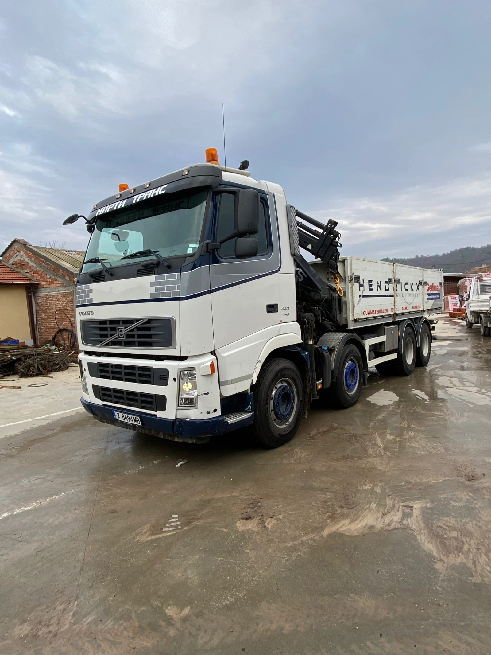 Volvo Fh САМОСВАЛ - изображение 9