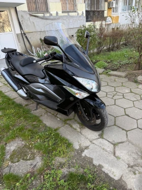 Yamaha T-max 