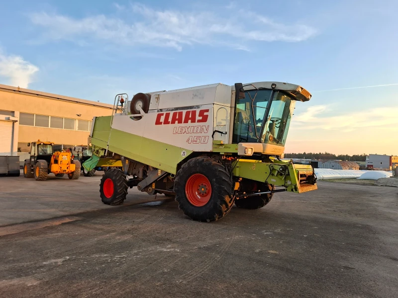 Комбайн Claas Lexion 450, снимка 3 - Селскостопанска техника - 52806172