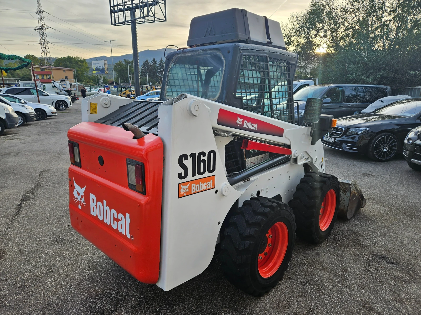 Мини челни товарачи Bobcat S160-HF-TURBO - изображение 6