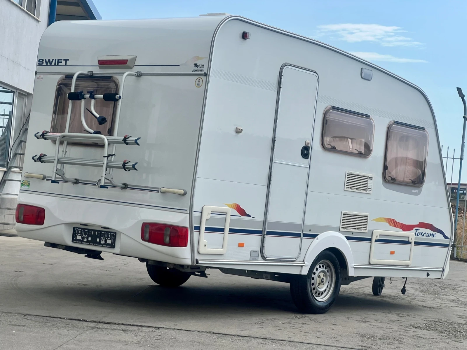 Каравана Swift Toscane / Форселт, снимка 3 - Каравани и кемпери - 55902919