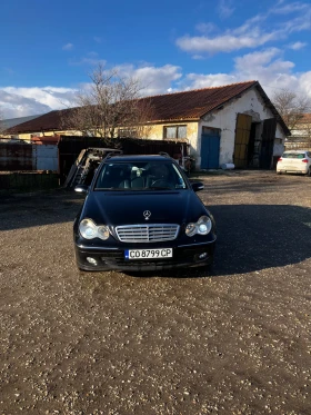 Mercedes-Benz C 220, снимка 2
