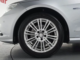 Mercedes-Benz E 300 3.5 Automatic, снимка 6