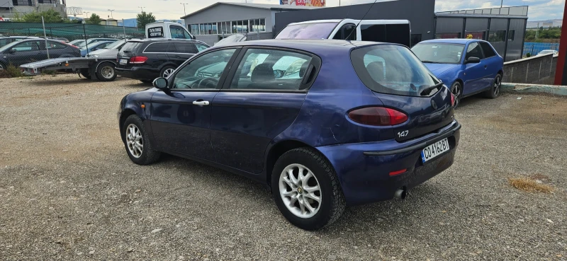 Alfa Romeo 147 1.9 JTD Бартер, снимка 7 - Автомобили и джипове - 47308152