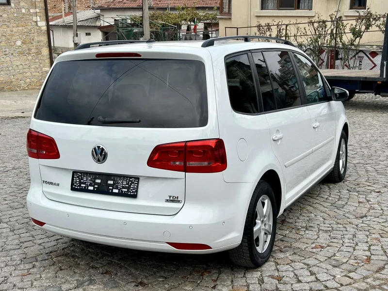 VW Touran, снимка 3 - Автомобили и джипове - 48295119