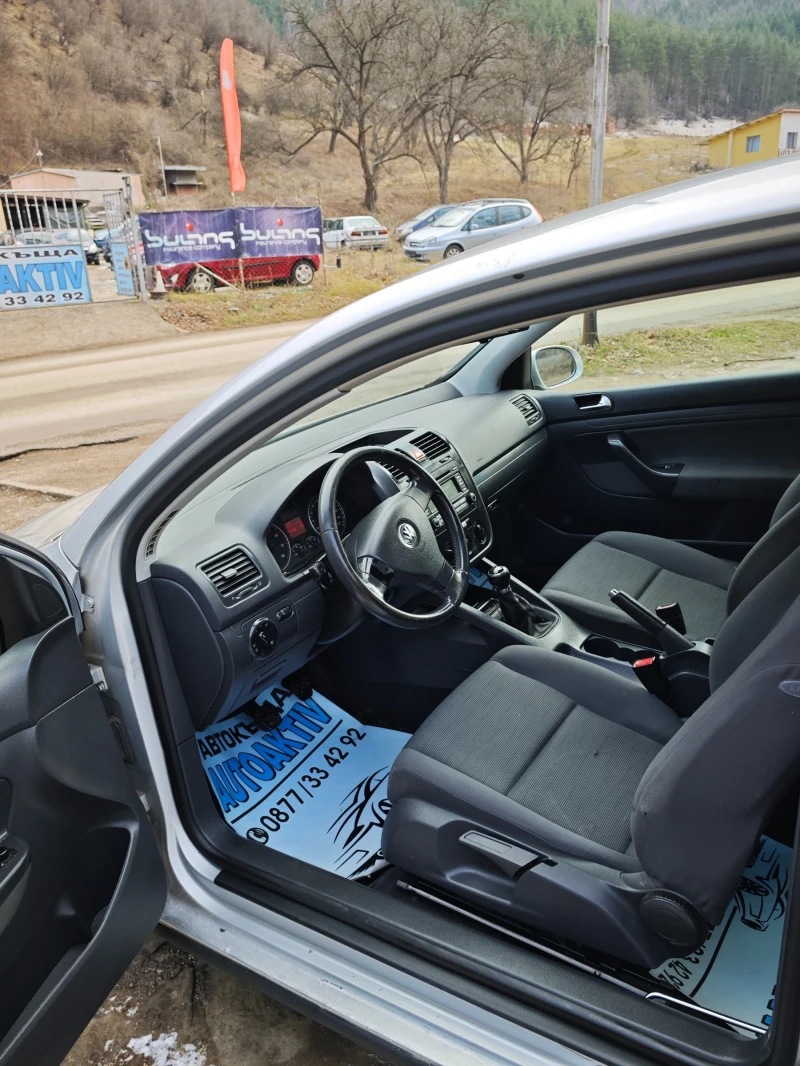 VW Golf 1.4I НОВ ВНОС, снимка 6 - Автомобили и джипове - 48690771