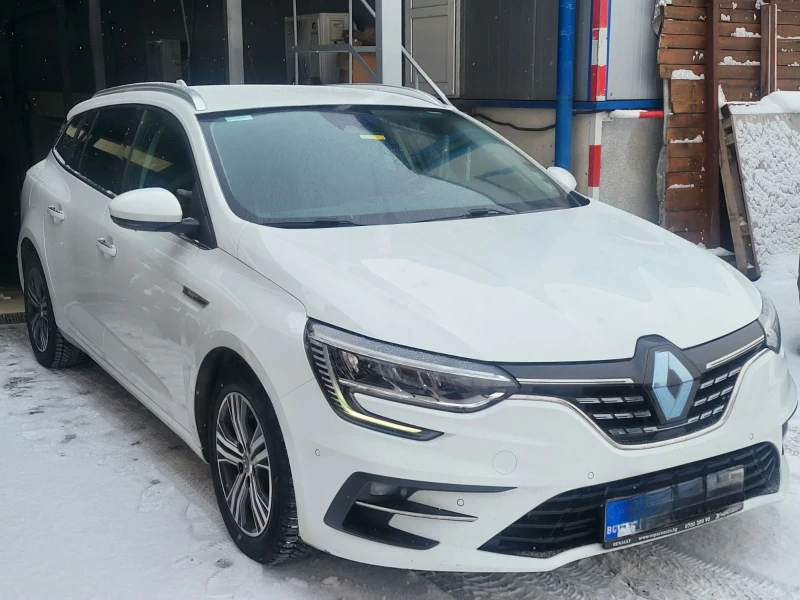 Renault Megane Grandtour, снимка 12 - Автомобили и джипове - 48705921