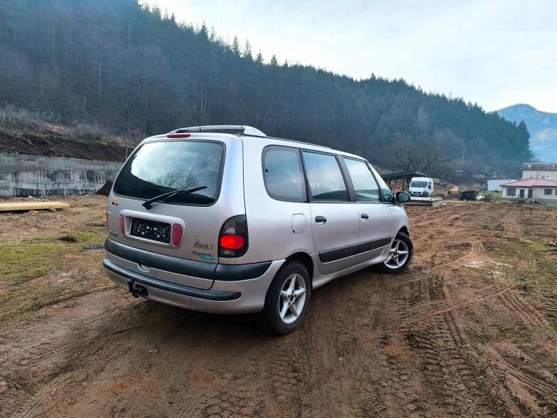 Renault Espace 2.2TD 113ps, снимка 4 - Автомобили и джипове - 48764747