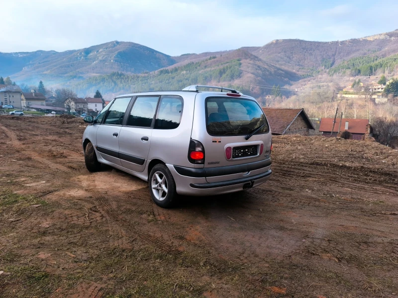 Renault Espace 2.2TD 113ps, снимка 6 - Автомобили и джипове - 48764747