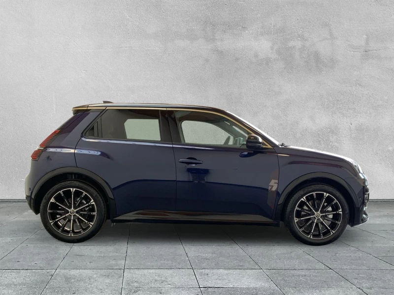 Renault 5 * DISTRONIC* LED* CARPLAY* CAM* CCS* , снимка 4 - Автомобили и джипове - 50315083