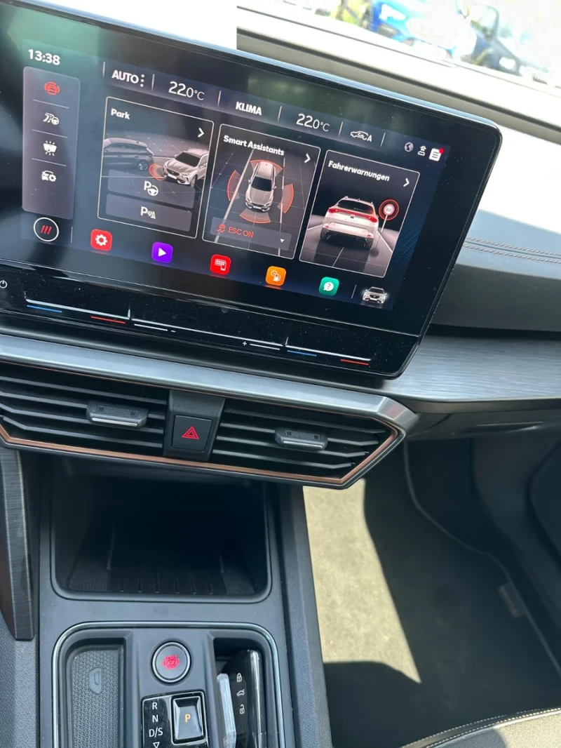 Cupra Formentor 1.5TSI/150HP/NAVI/360/LED/KLESS/DIGI/400g, снимка 9 - Автомобили и джипове - 51911595