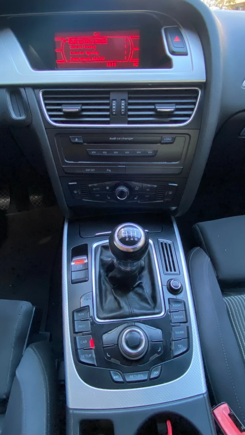 Audi A4, снимка 11 - Автомобили и джипове - 52424551