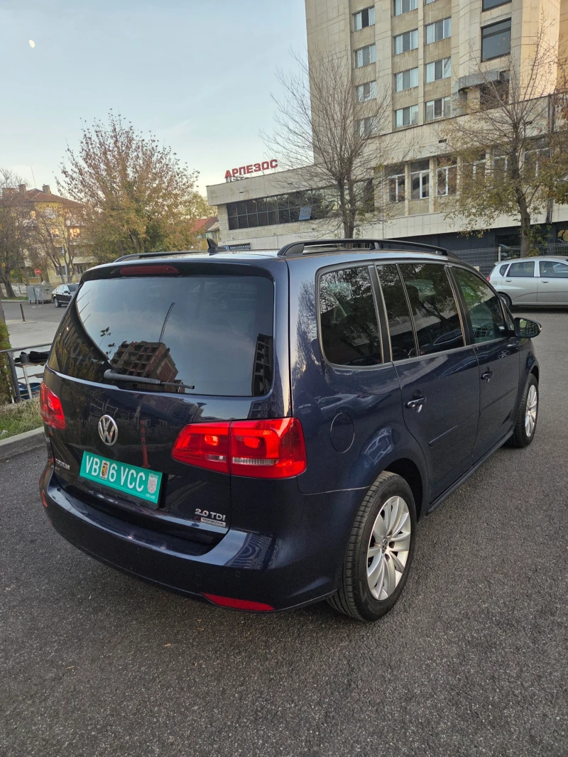 VW Touran 2.0 TDI, снимка 5 - Автомобили и джипове - 52353732